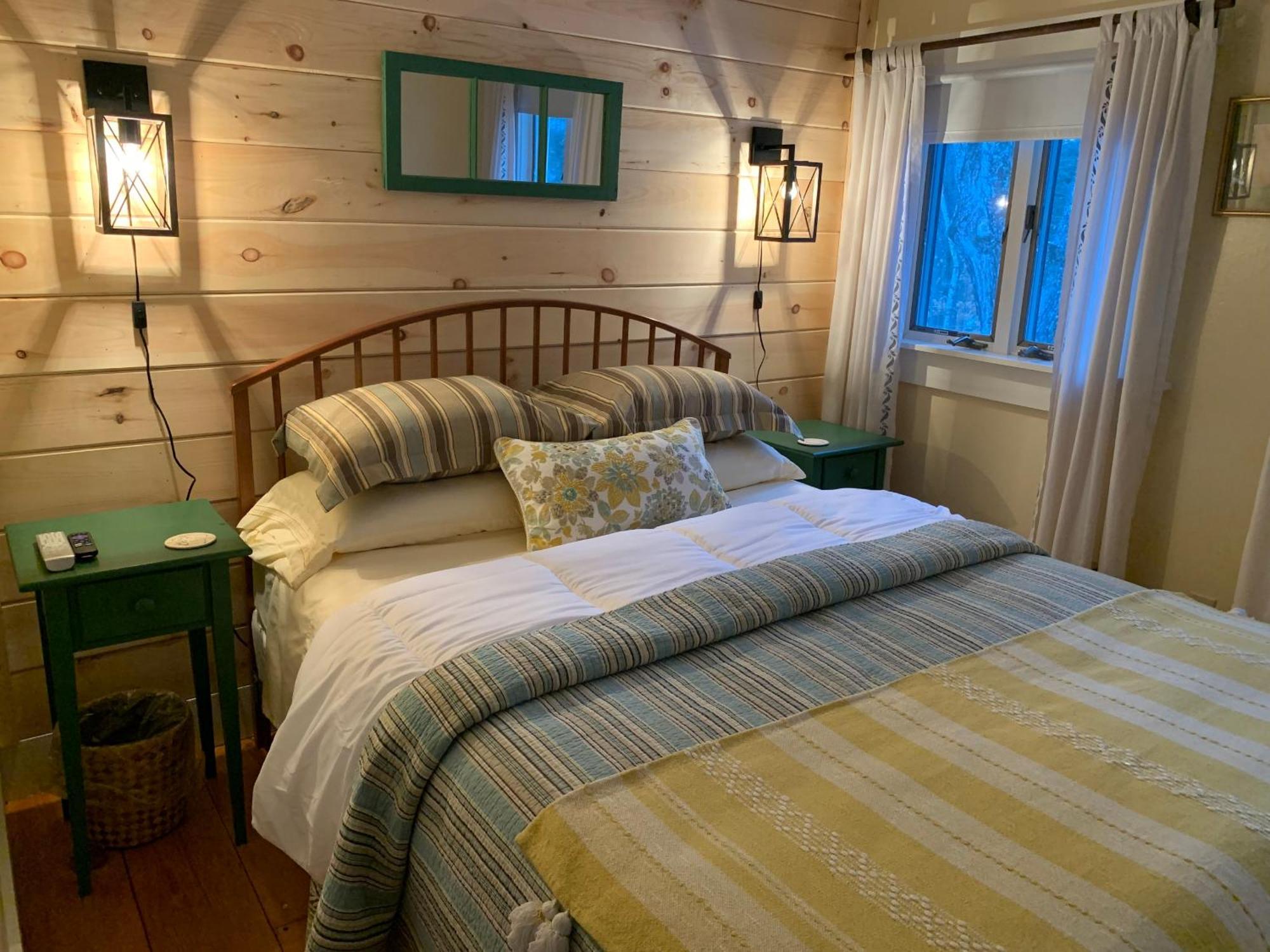 Bed & Breakfast Buttonwood On Mount Surprise